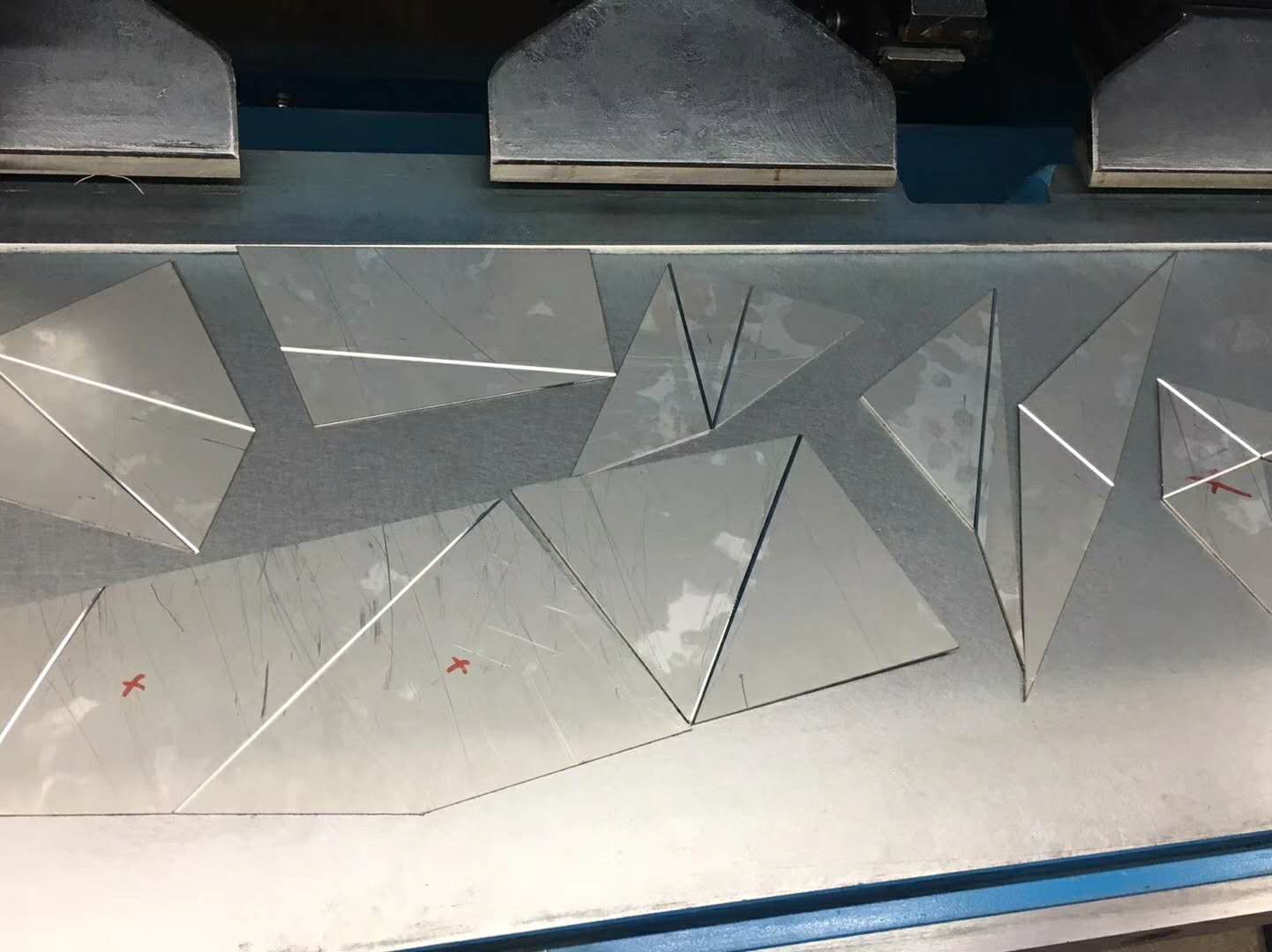 國輝刨槽機已抵達泰國，客戶很滿意